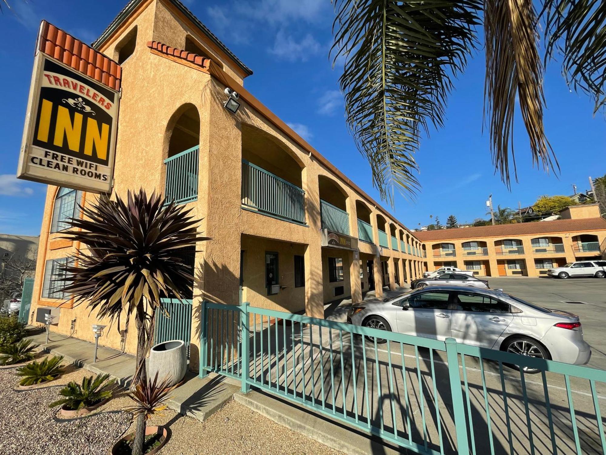Travelers Inn Castro Valley Exterior photo
